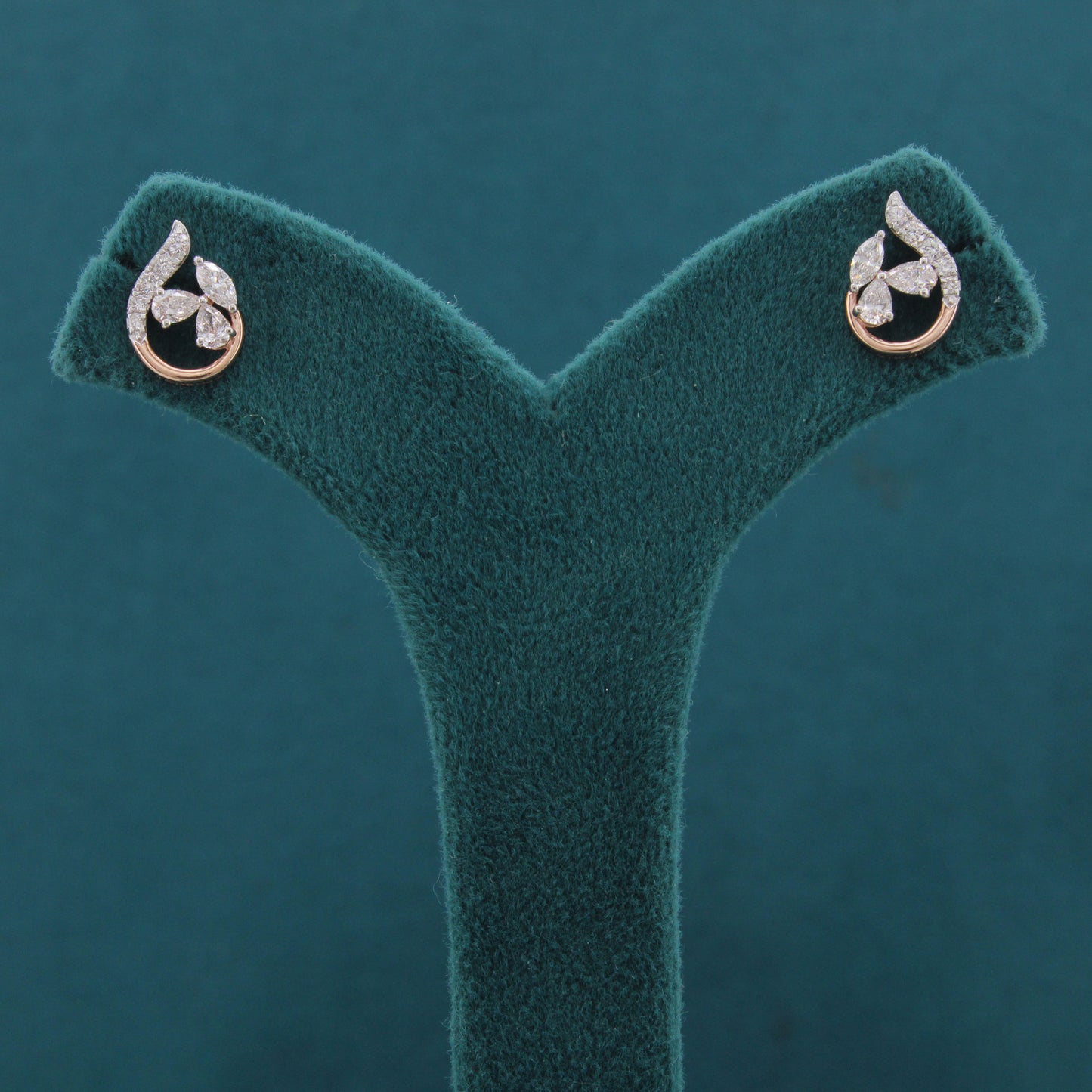 Arwen Arc Diamond Modern Earrings