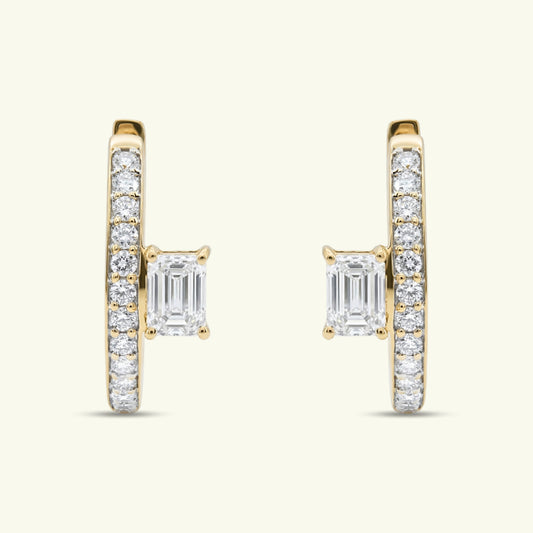  Orlina Beam Diamond Earrings 