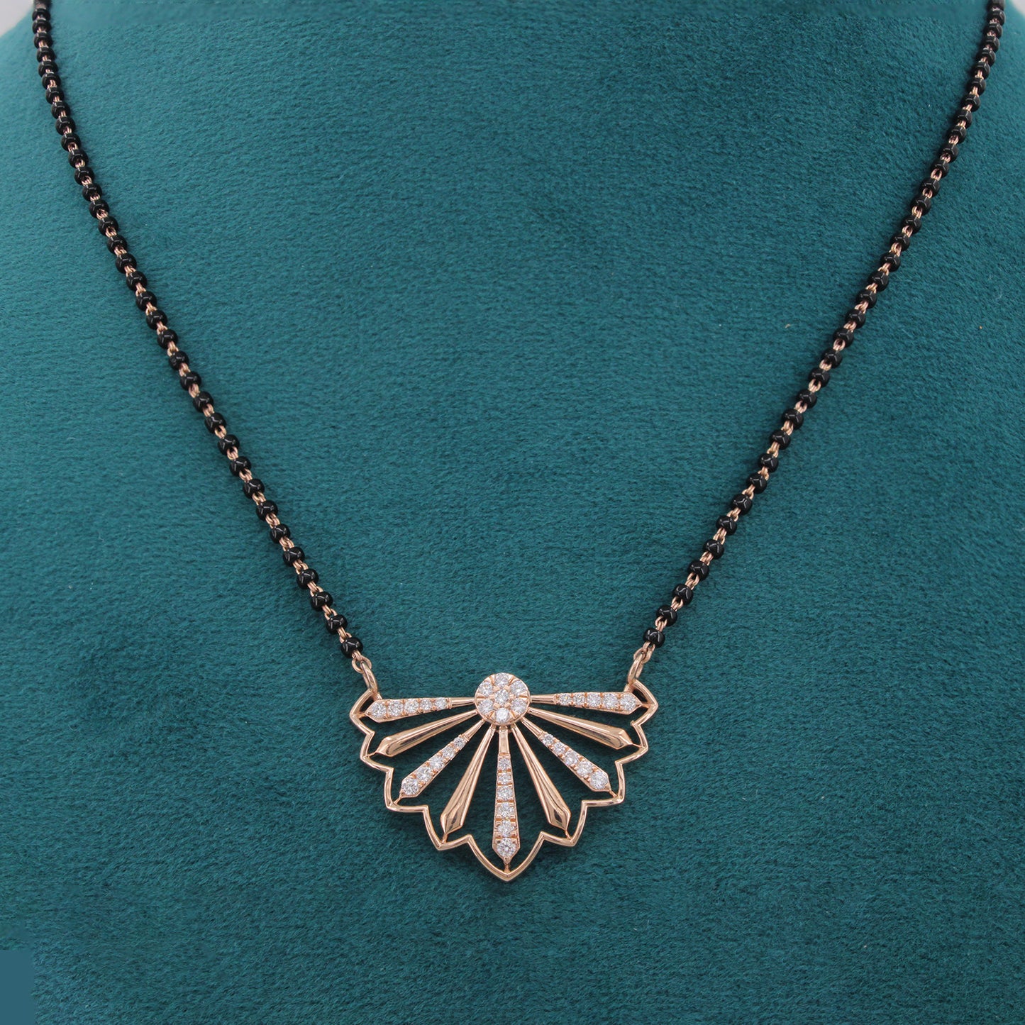 Riyana Nakshatra Diamond Mangalsutra