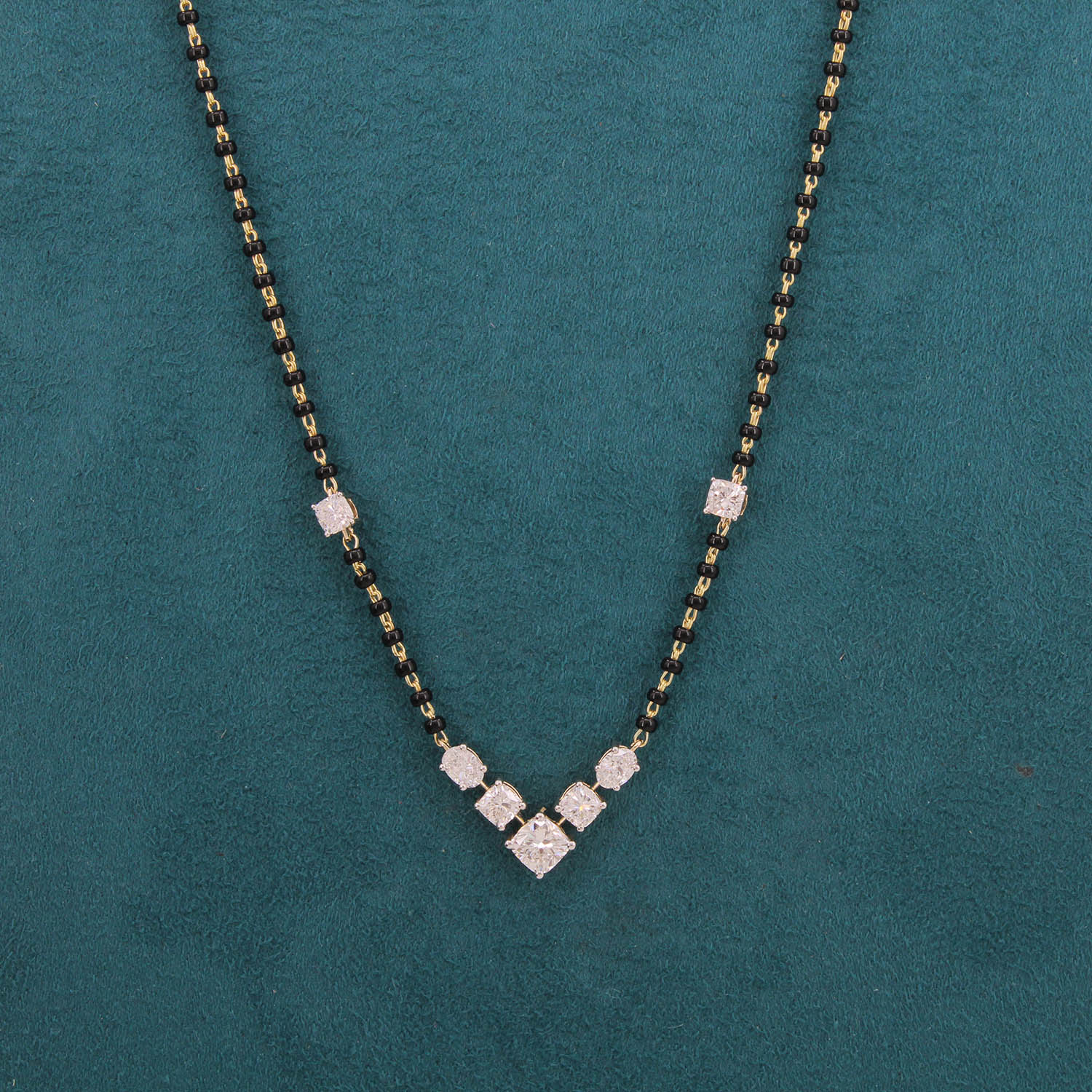 Selene Flow Diamond Mangalsutra