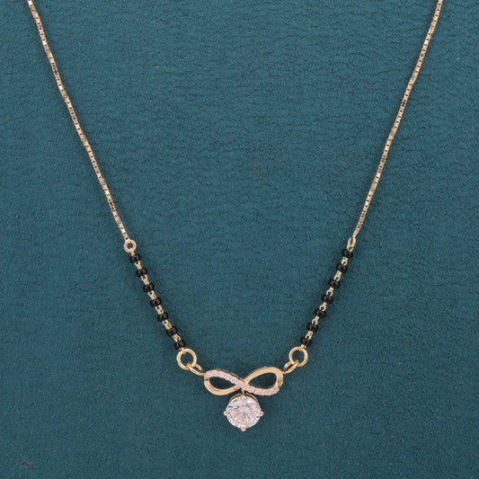 Elvara Line Diamond Mangalsutra