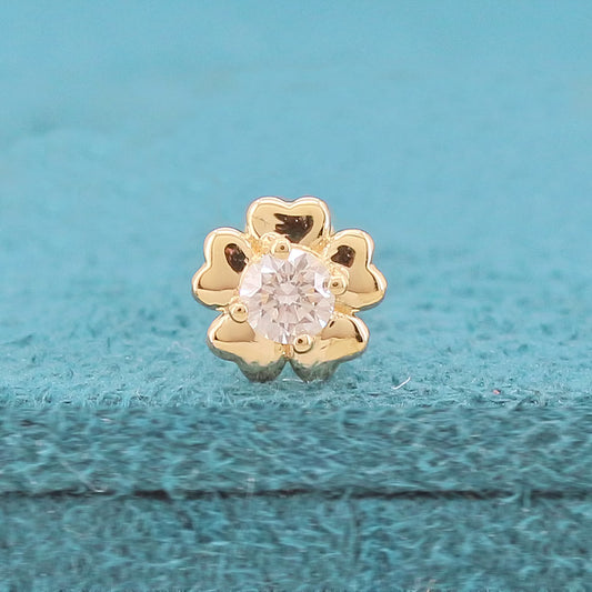 Tavira Solitaire Floral Diamond Nose Pin