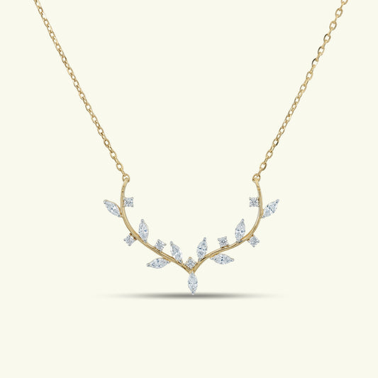  Veria Bloom Diamond Pendant with Chain 