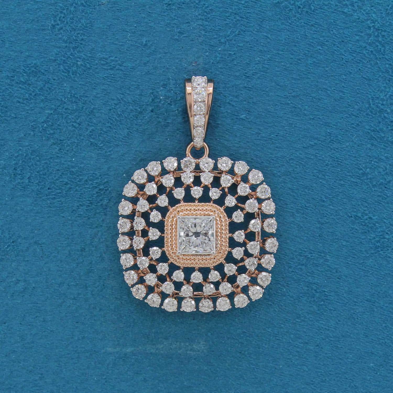 Auren Diamond Pendant