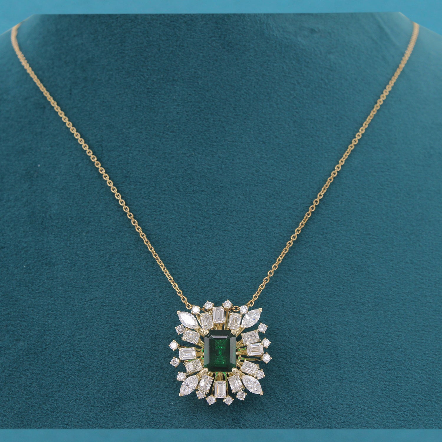 Velin Ray Diamond Pendant  with chain