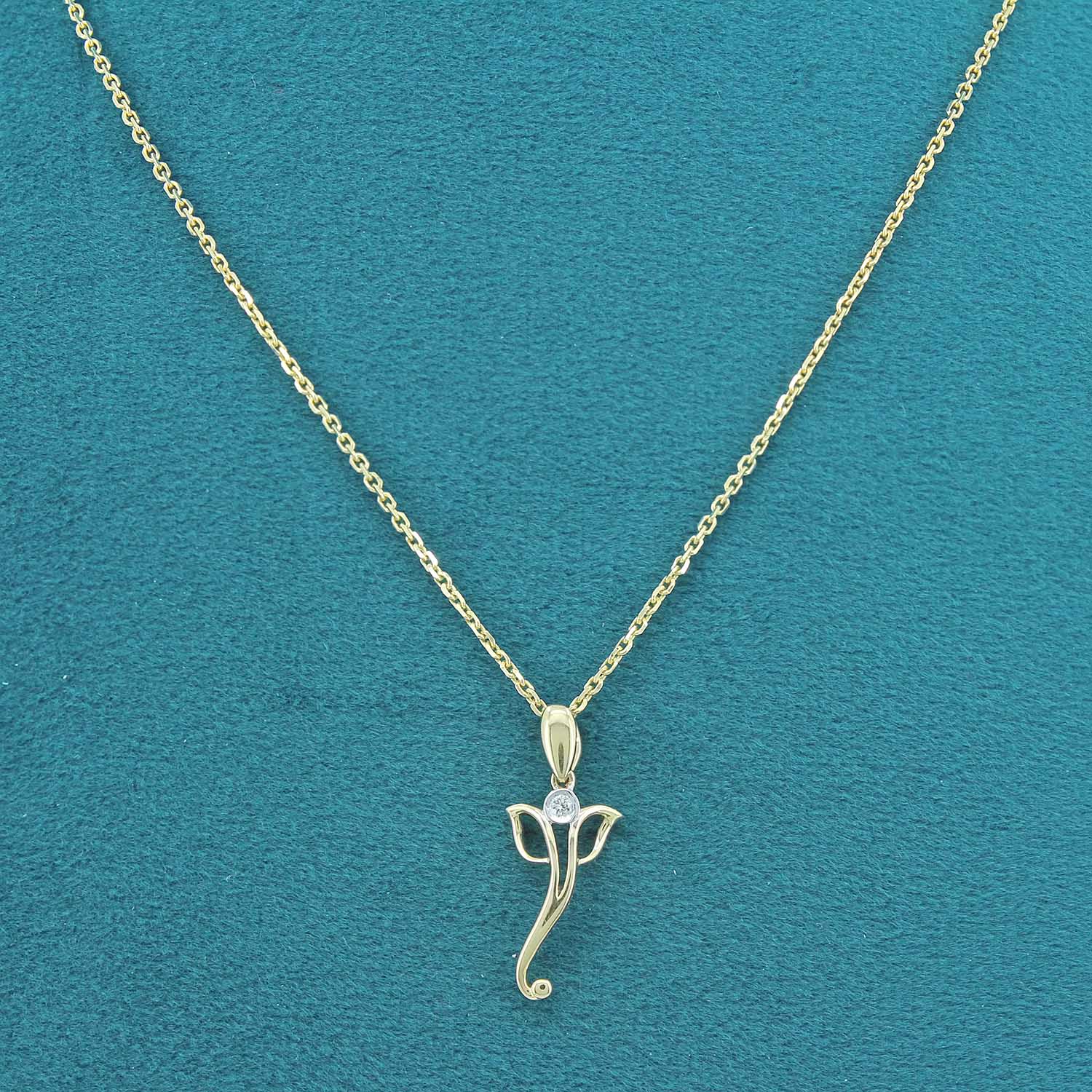 Teysa Solitaire Diamond Pendant with chain