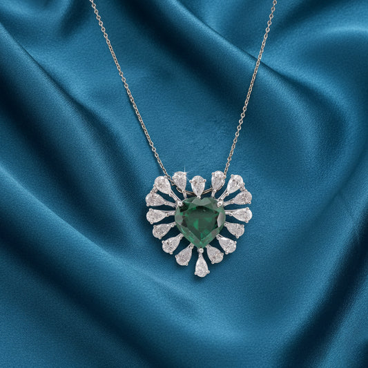 Nairis Diamond Pendant