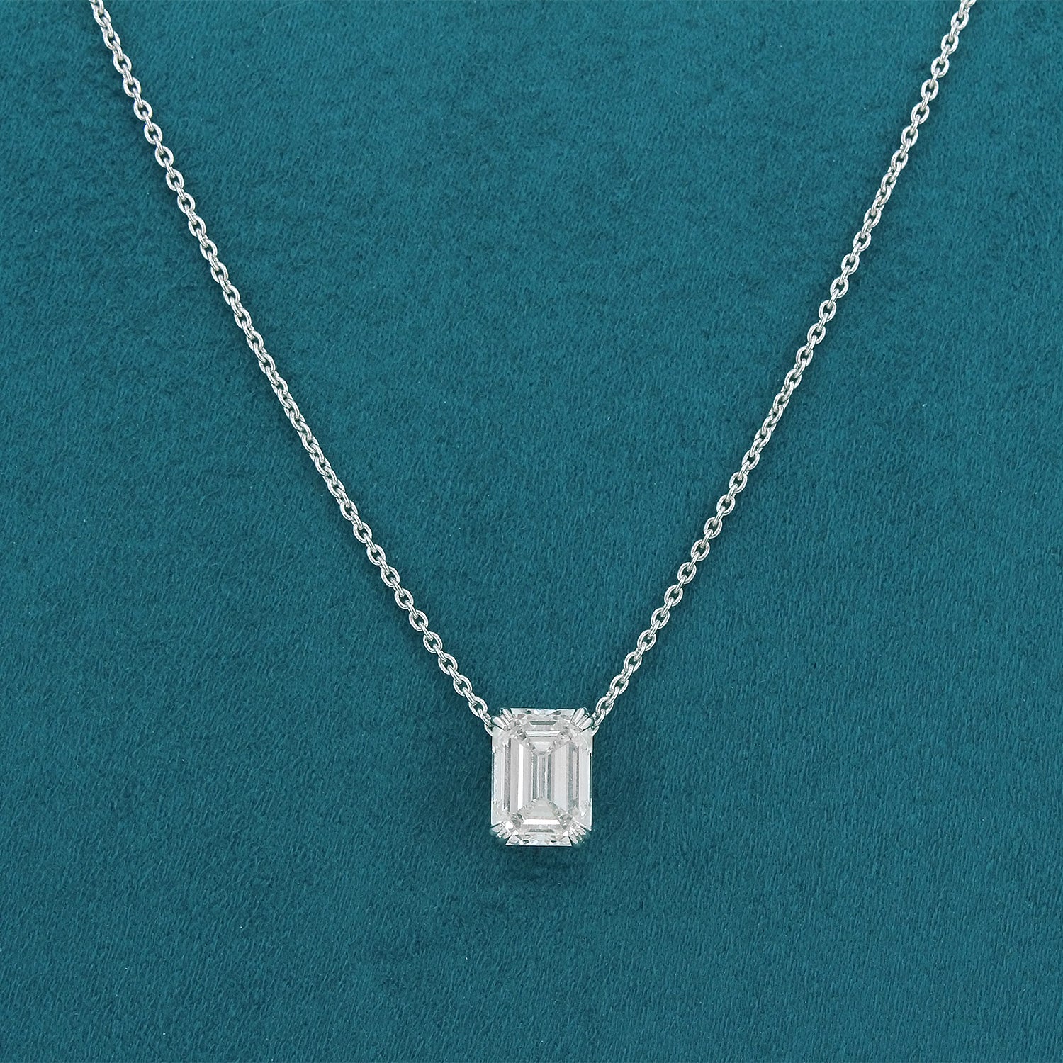 Rylin Box Diamond Pendant  with chain