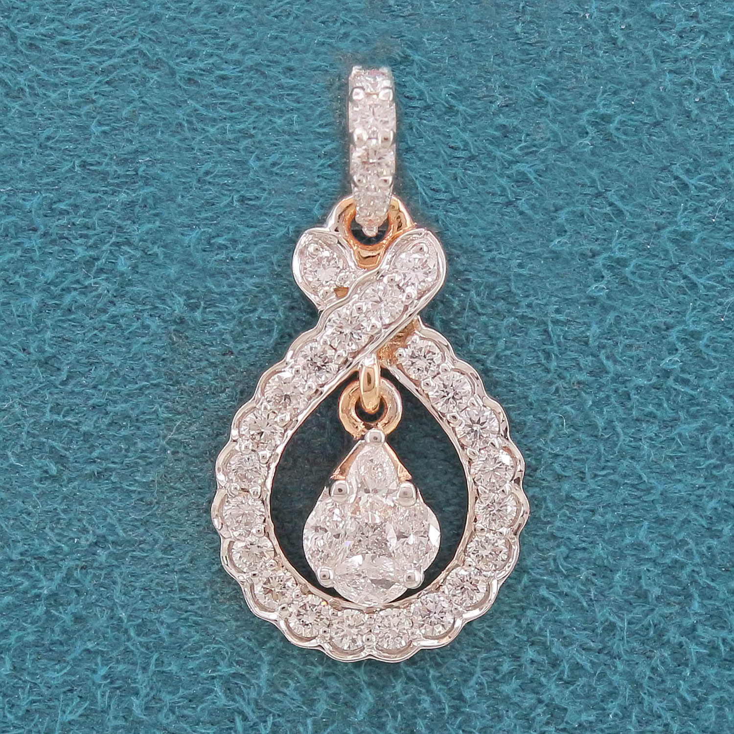 Sariel Flame Diamond Pendant