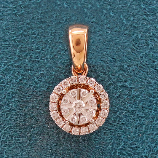Elnia Halo Diamond Pendant