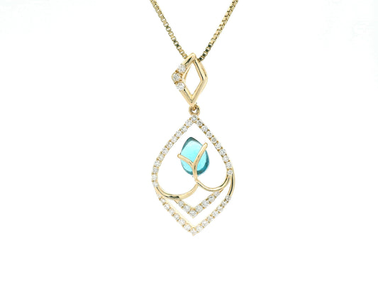 Nyari Curve Diamond Pendant with Chain