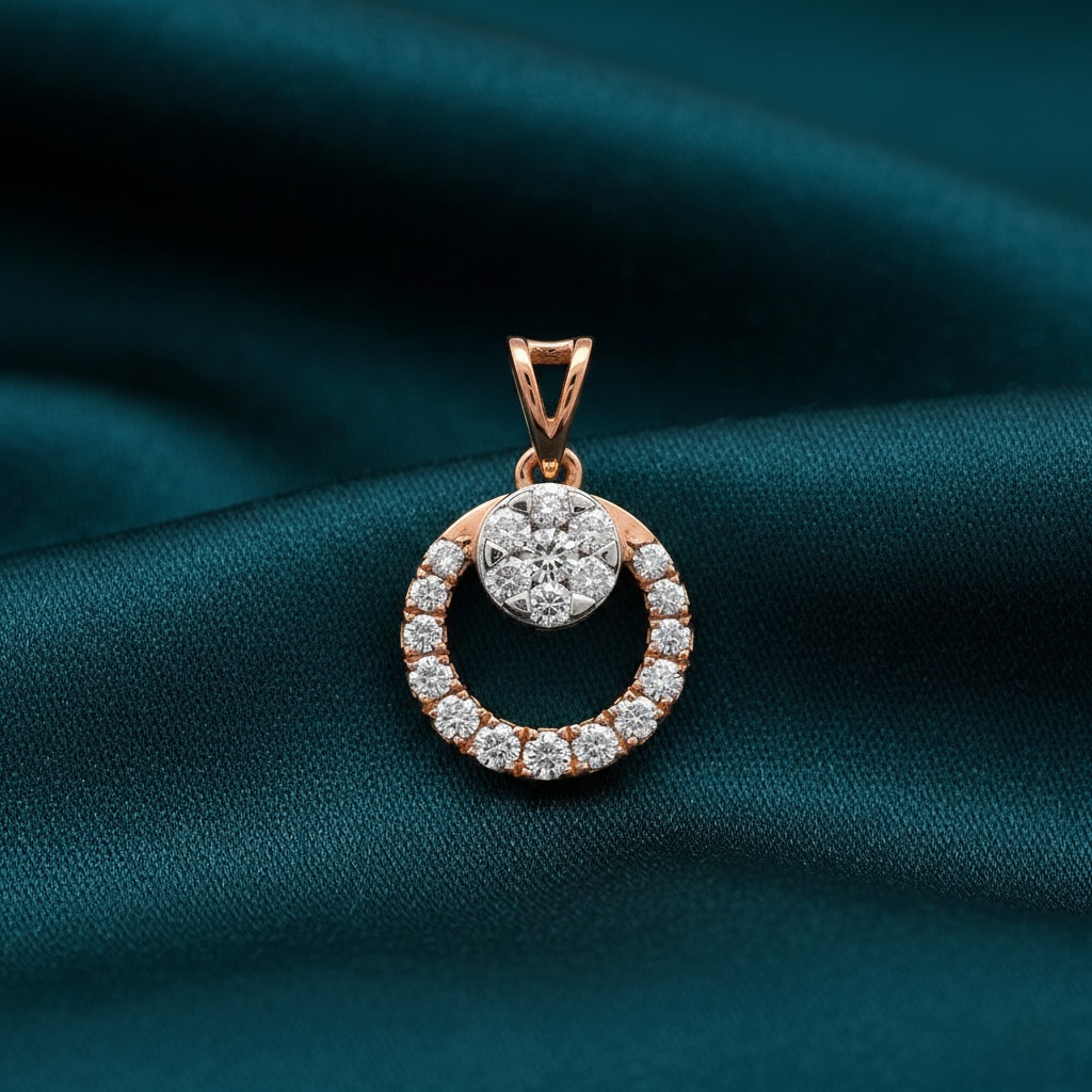 Evara Beam Diamond Pendant