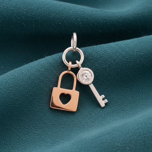 Cerelle Solitaire Diamond Pendant