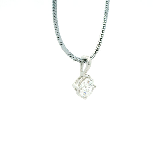 Aralya Solitaire Diamond Pendant