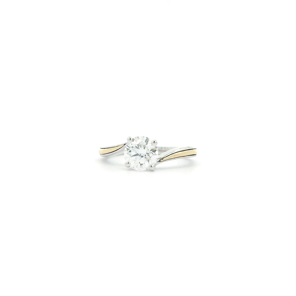 Evara Solitaire Diamond Ring