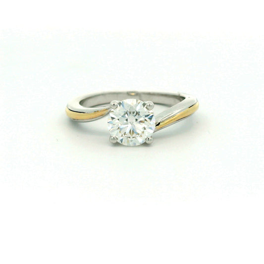 Evara Solitaire Diamond Ring