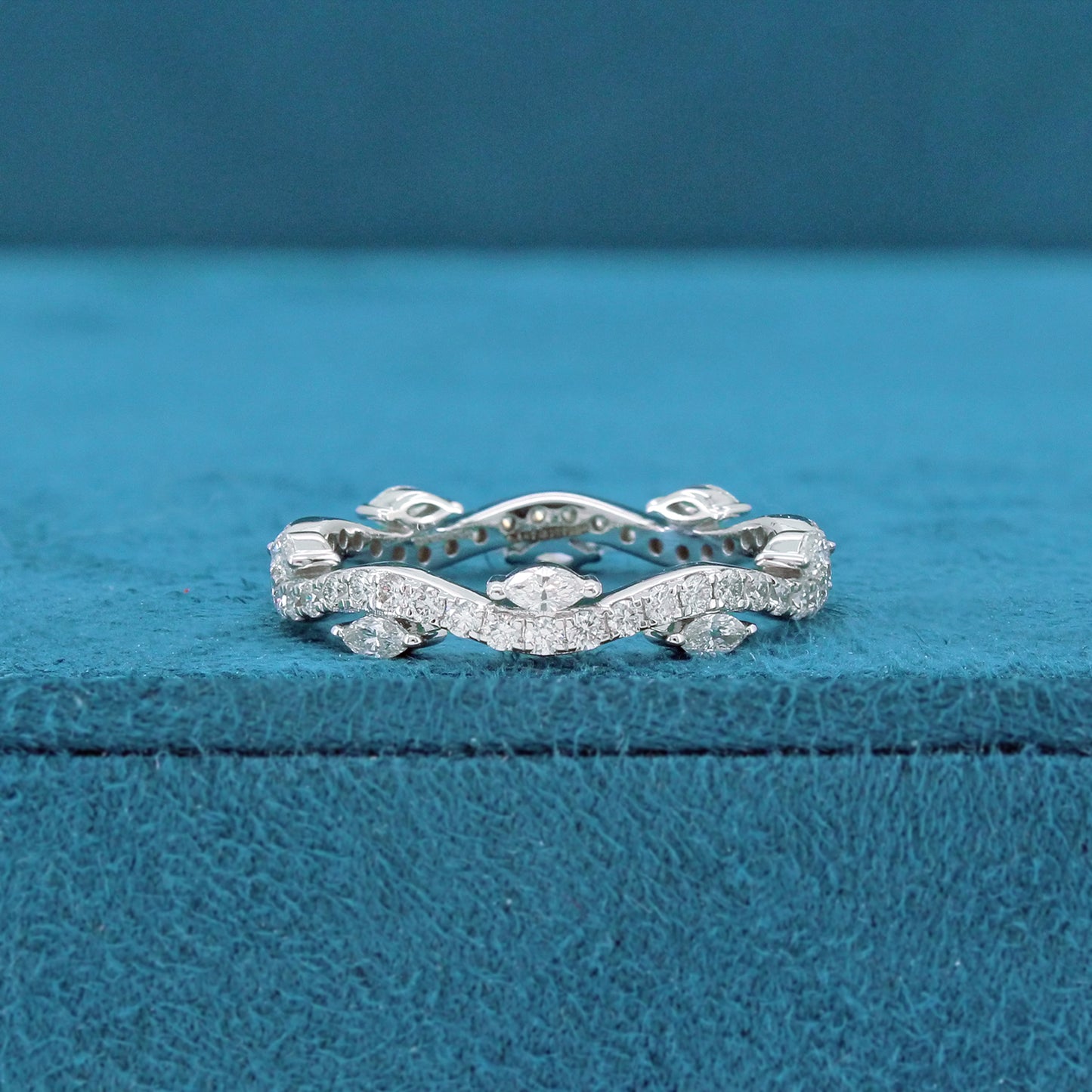 Selune Curve Diamond Ring