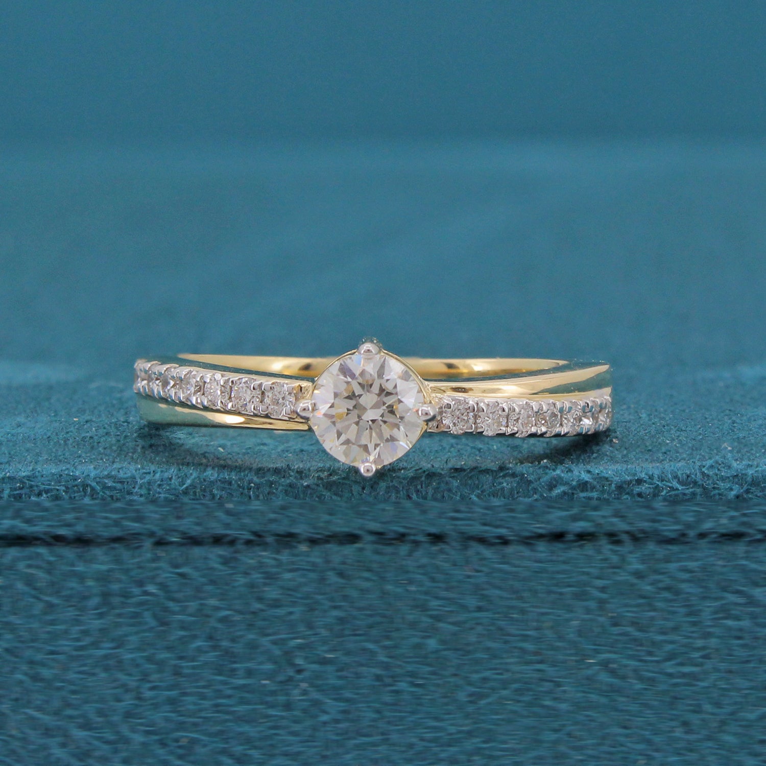 Yana Diamond Ring