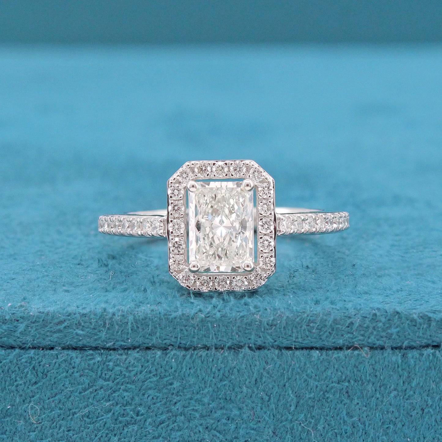 Auralis Halo Diamond Ring