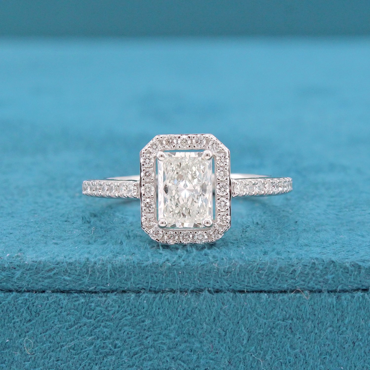 Auralis Halo Diamond Ring