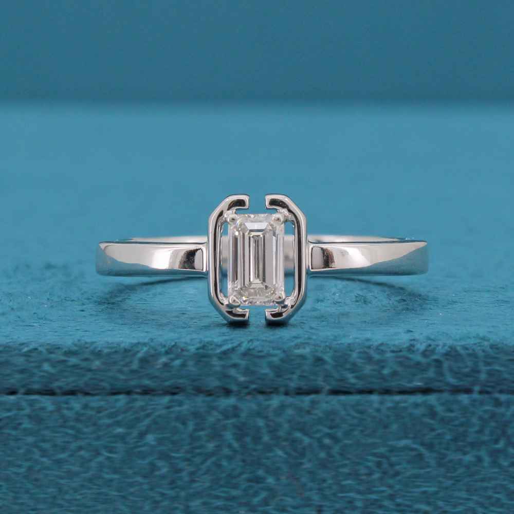 Orielle Solitaire Diamond Ring
