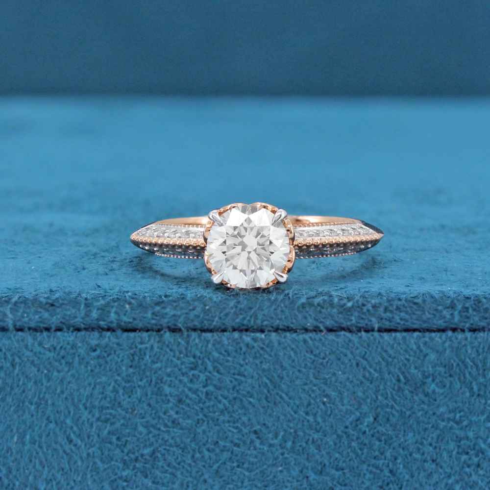 Evelis Diamond Ring