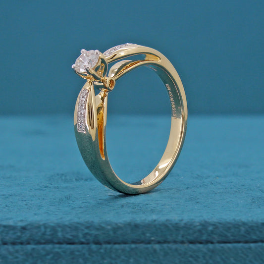Mila Diamond Ring