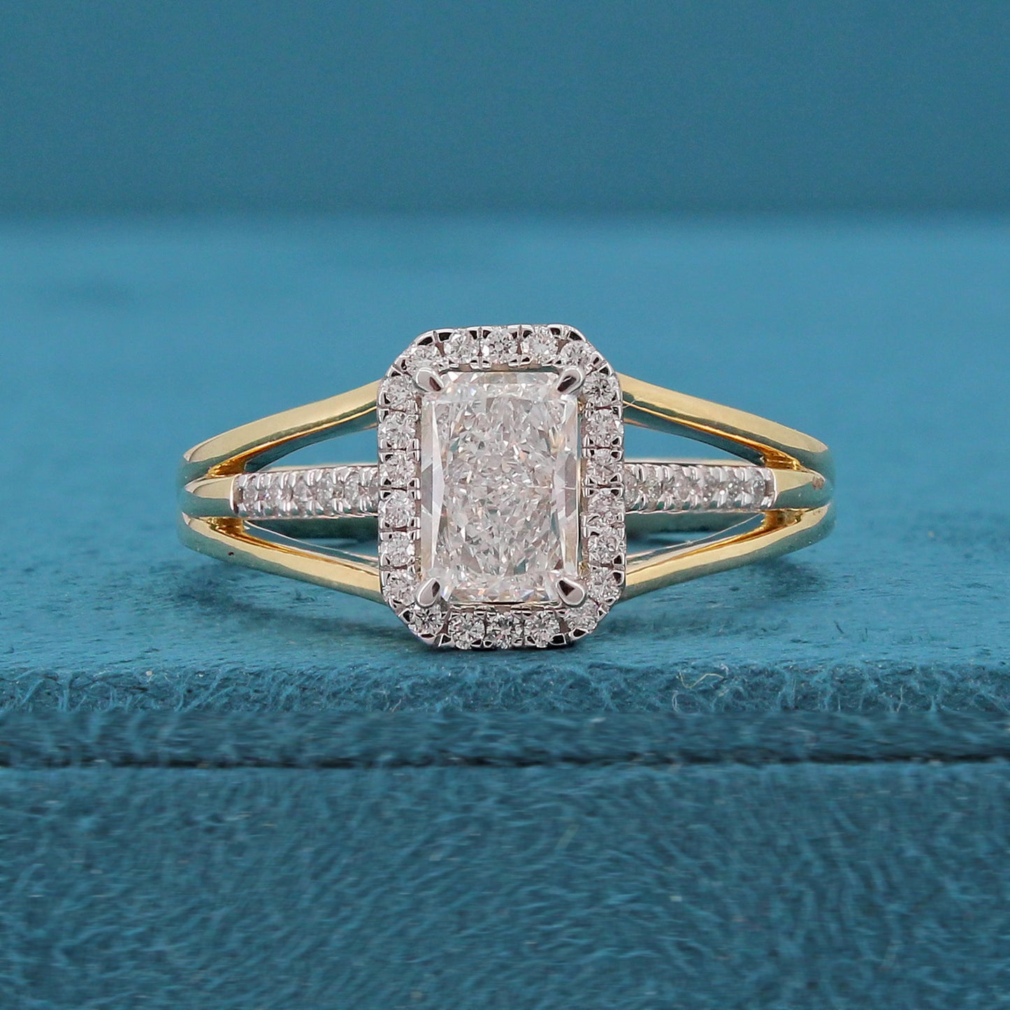 Calira Box Halo Diamond Ring