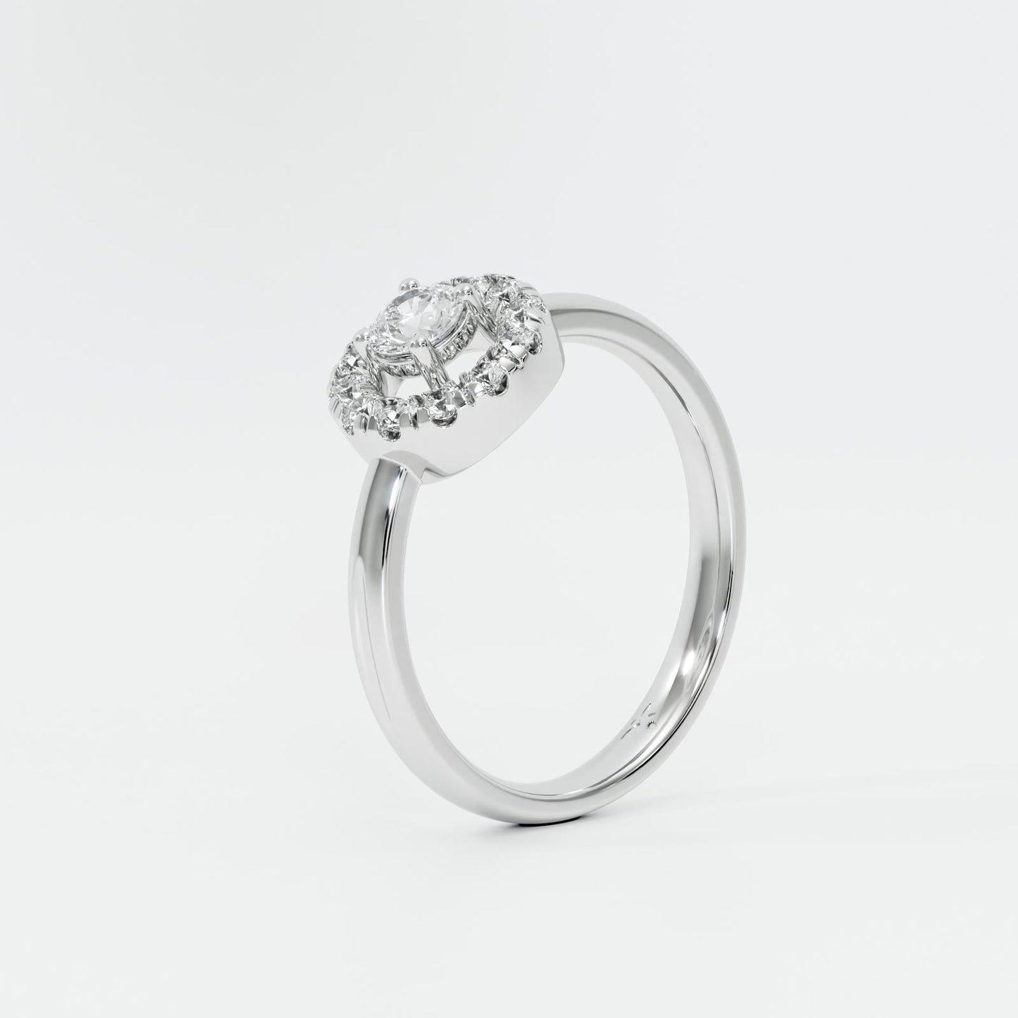 Vaelis Halo Diamond Ring