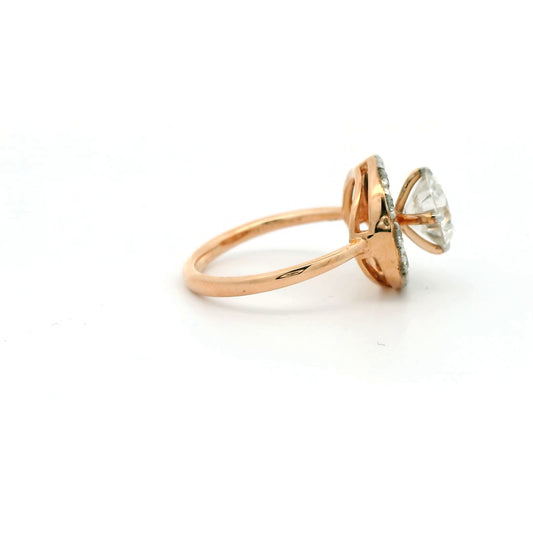 Vaelis Halo Diamond Ring