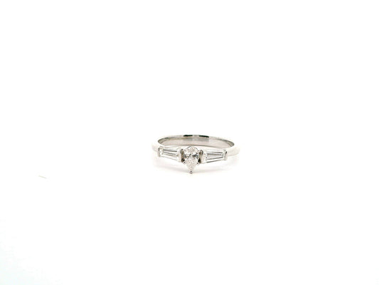 Revan Three Stone Diamond Ring