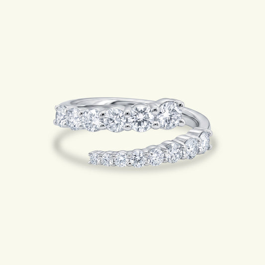 Thira Scatter Diamond Ring