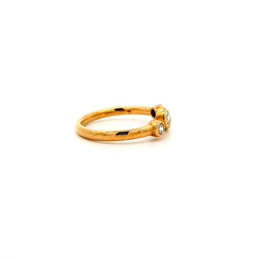 Eira Diamond Ring