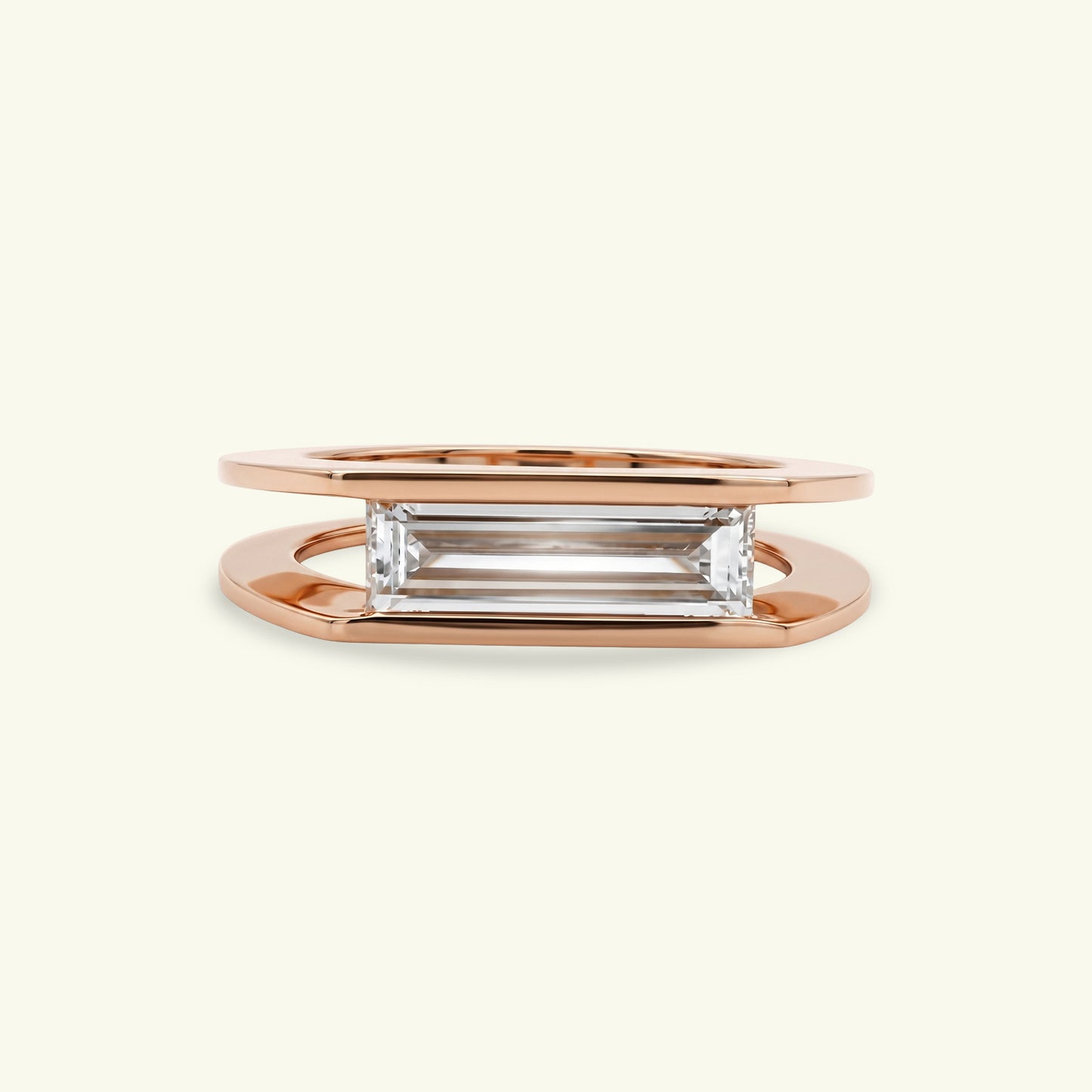 Aluné Solitaire Diamond Ring