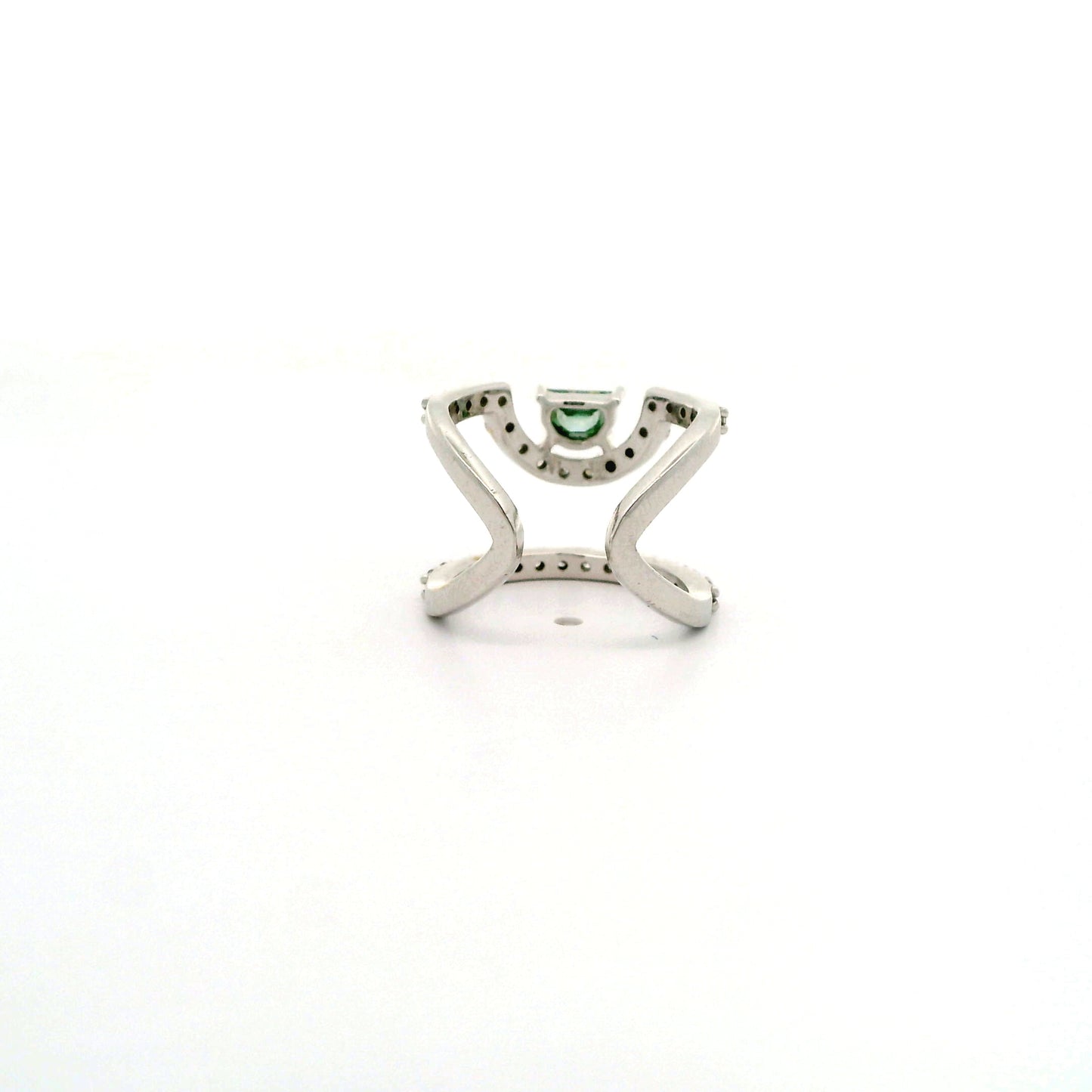 Lyren Crest Diamond Ring