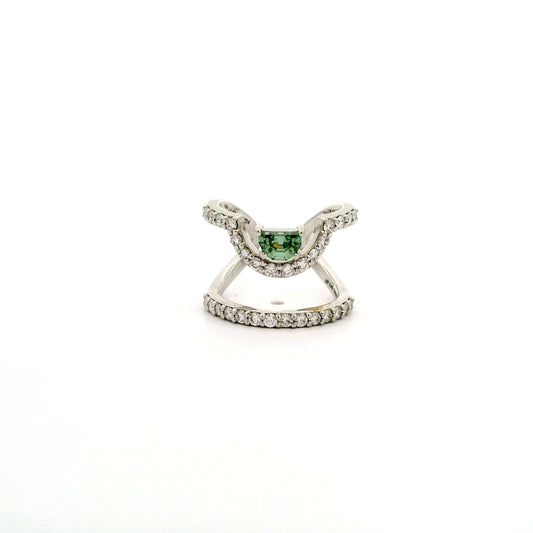 Lyren Crest Diamond Ring