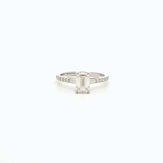 Eska Box Diamond Ring