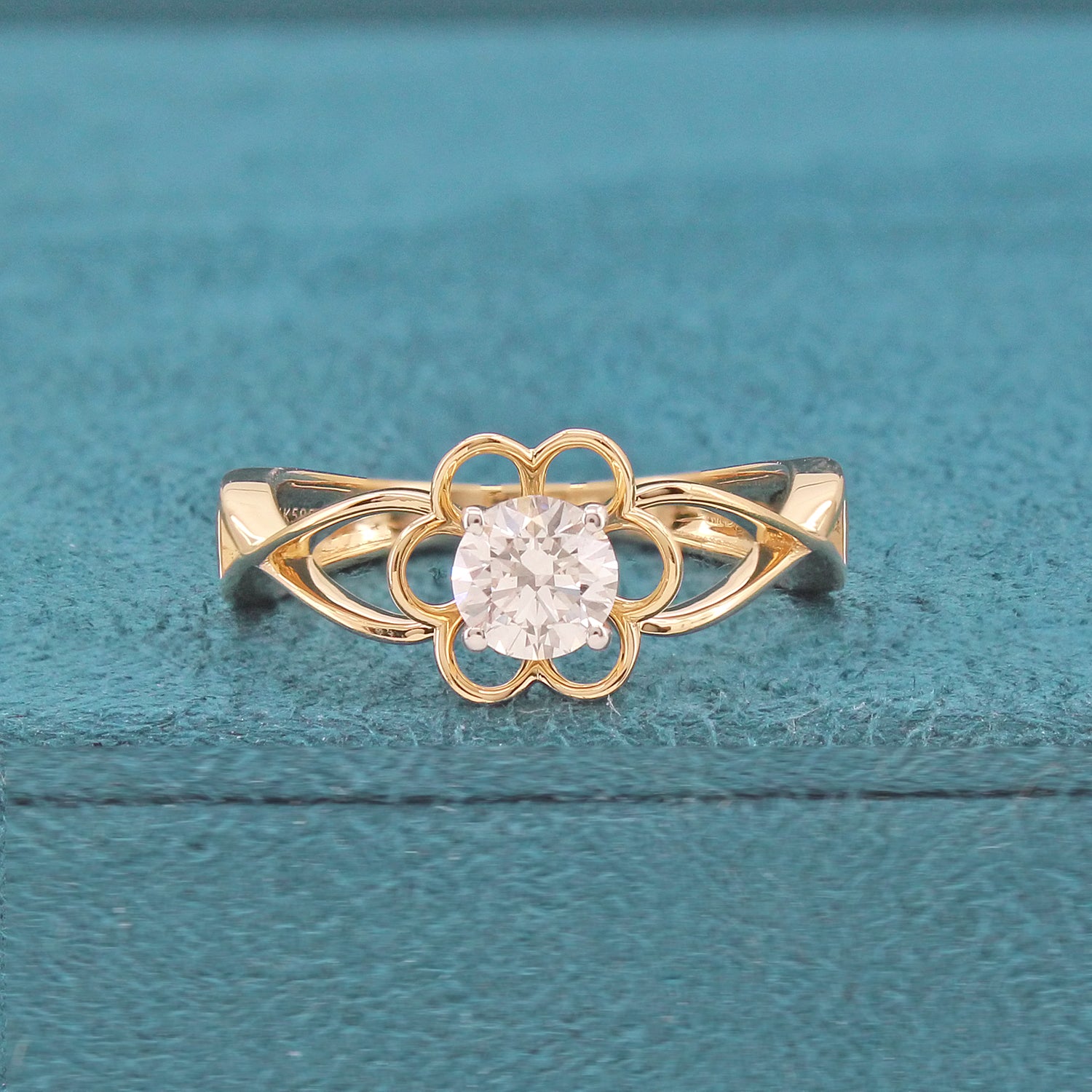 Liora Solitaire Floral Diamond Ring