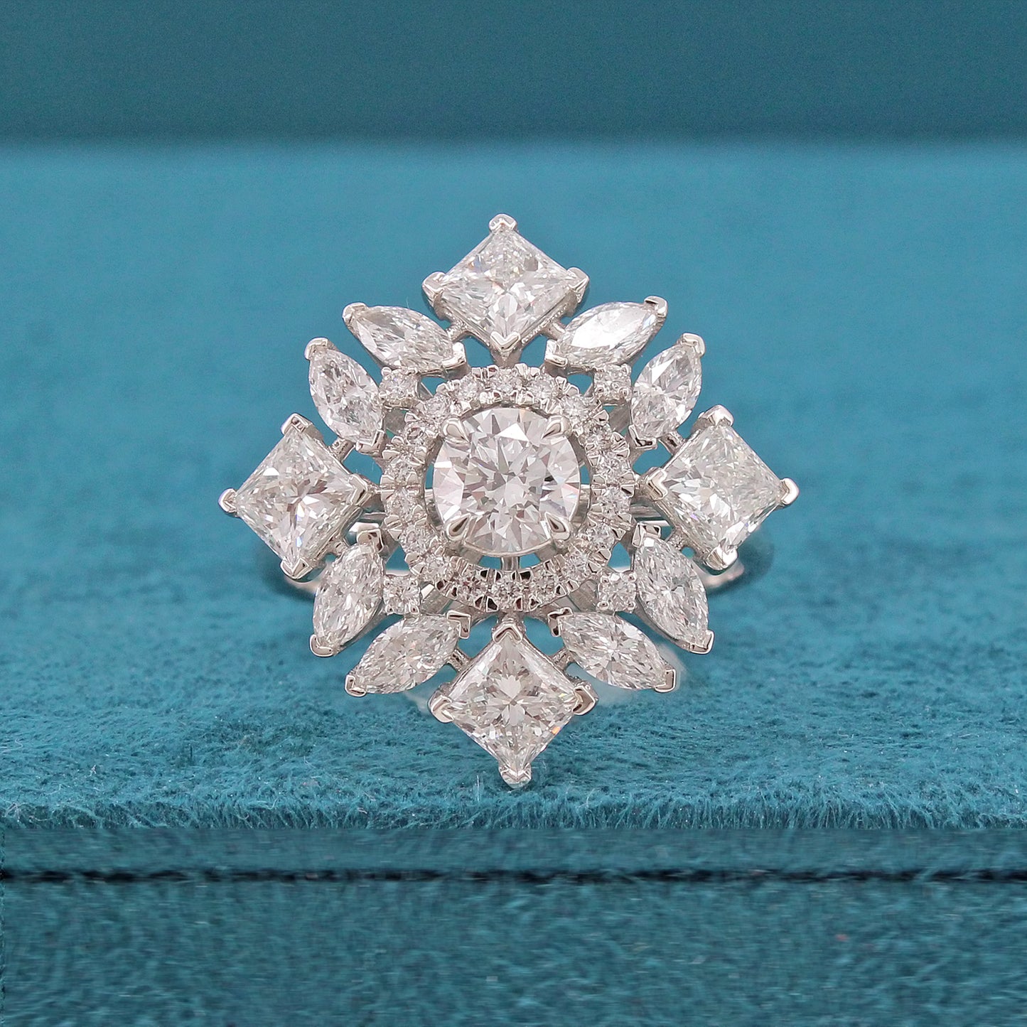 Calestia Diamond Ring
