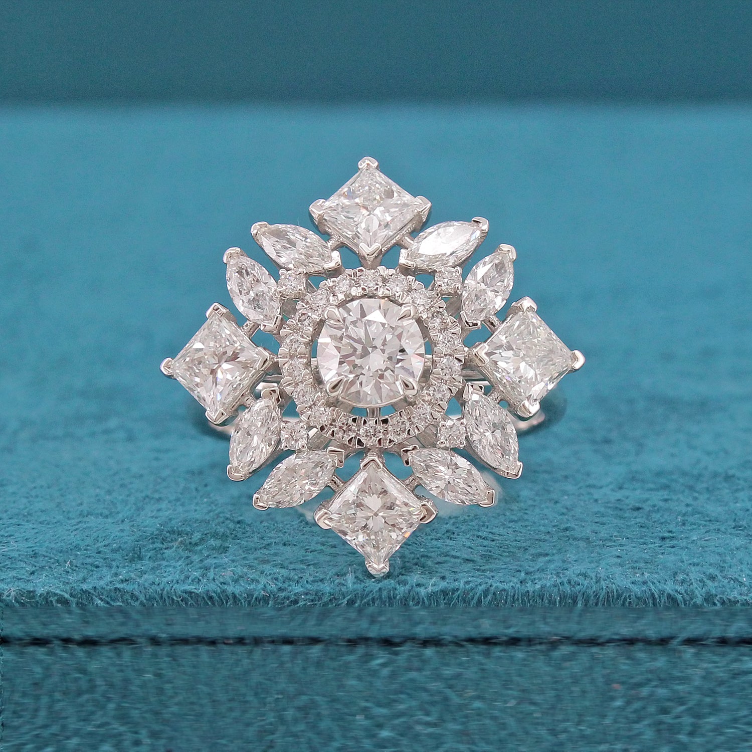Calestia Diamond Ring