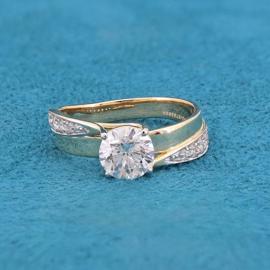 Eyla Diamond Ring