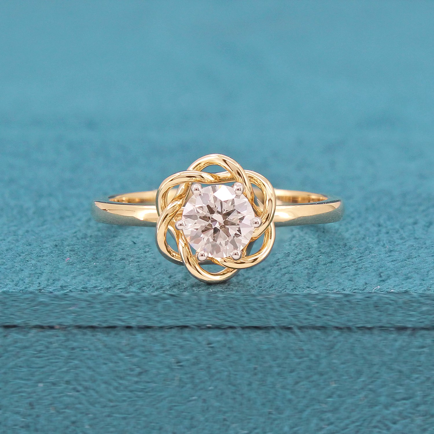 Norah Solitaire Floral Diamond Ring