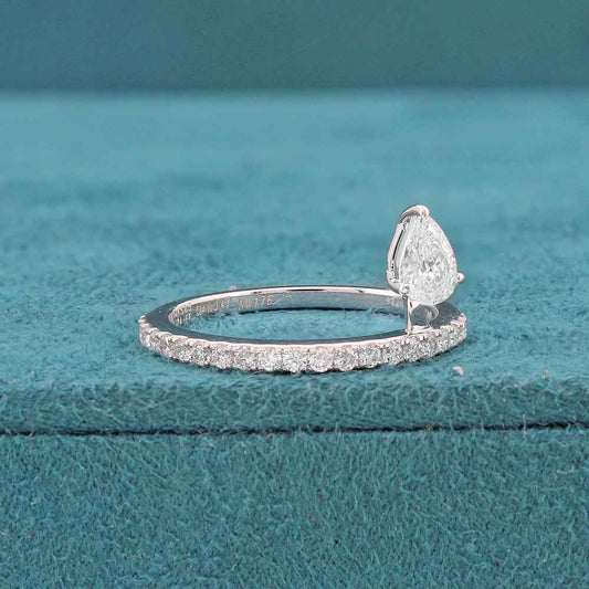 Eyla Diamond Ring