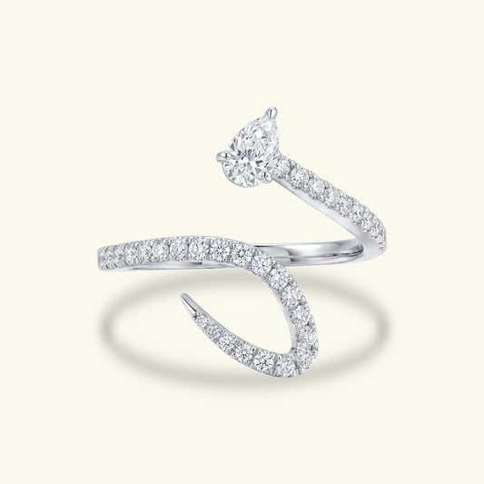 Cleo Diamond Ring