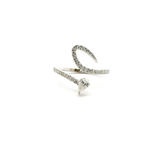 Cleo Diamond Ring