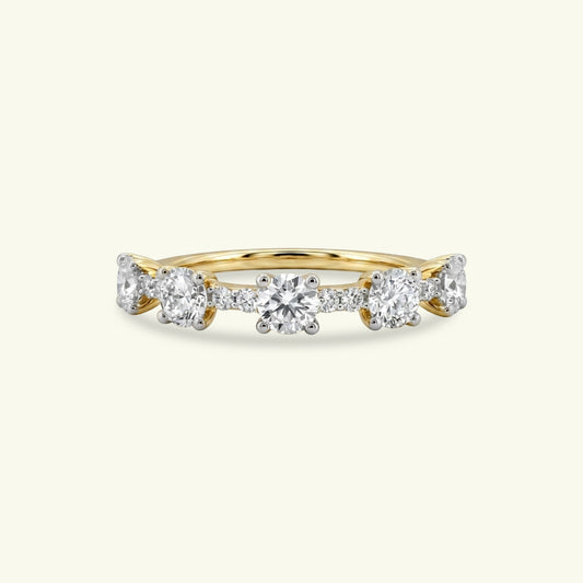 Mirun Diamond Ring