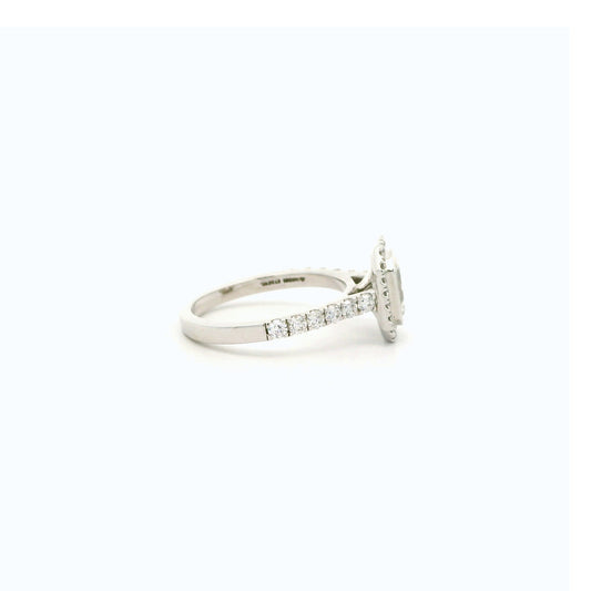 Inyra Halo Diamond Ring