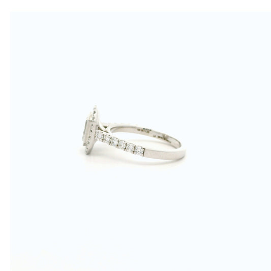 Inyra Halo Diamond Ring