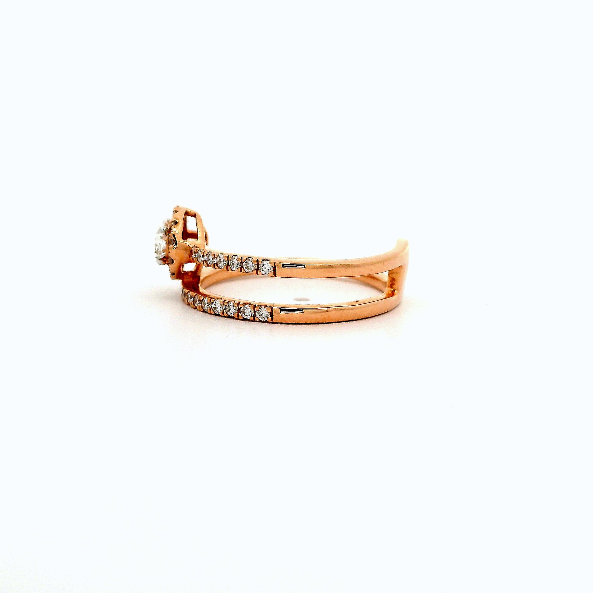 Evyn Halo Diamond Ring