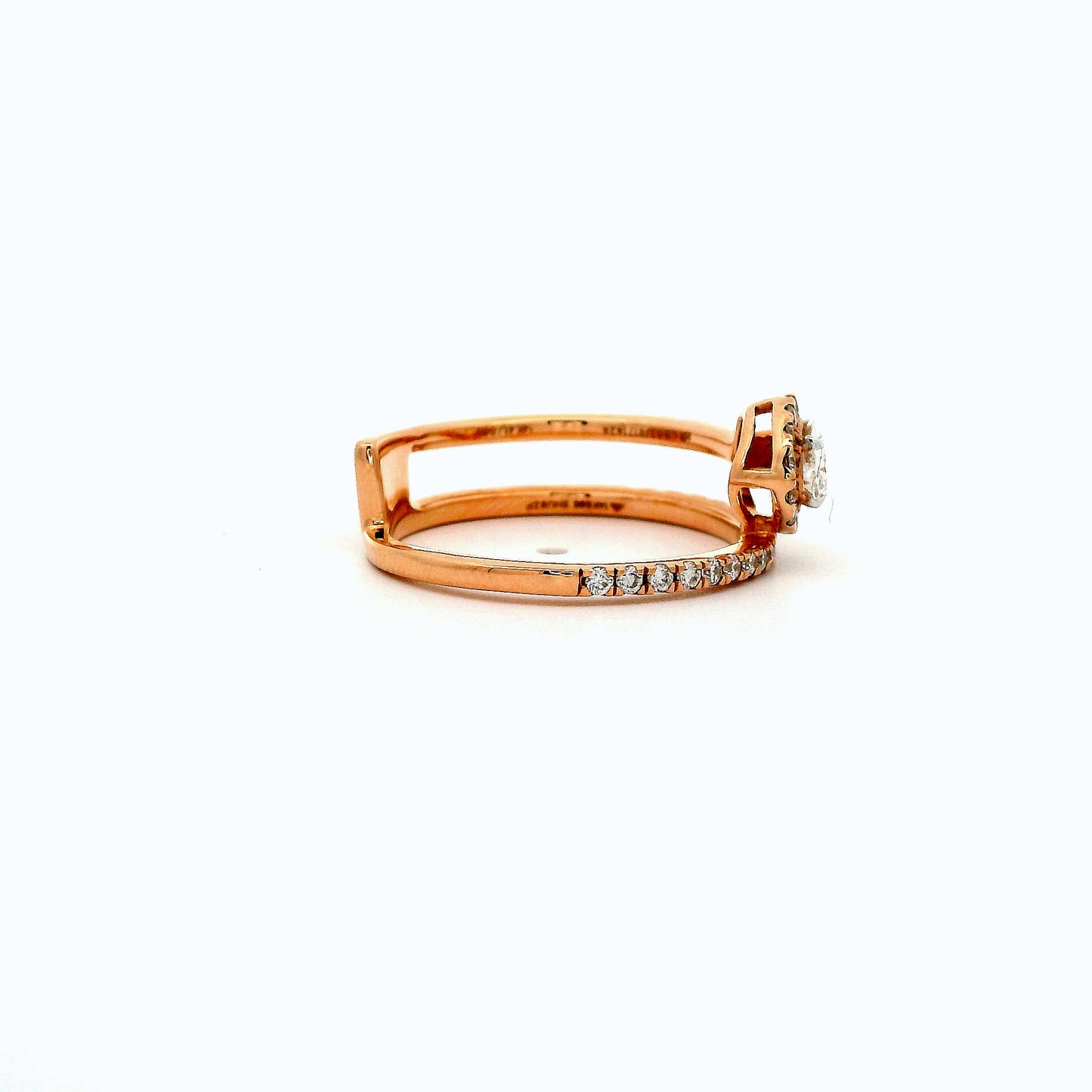 Evyn Halo Diamond Ring